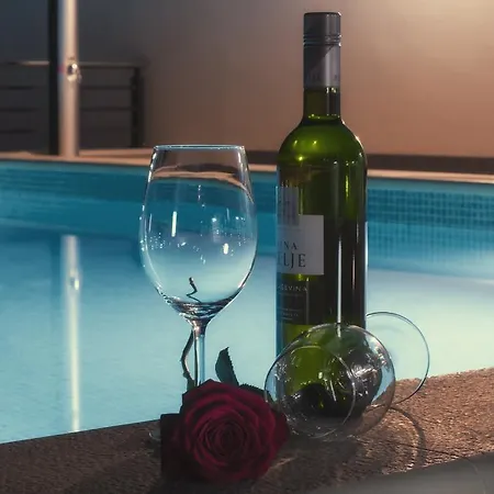 Whitehouse Lägenhet