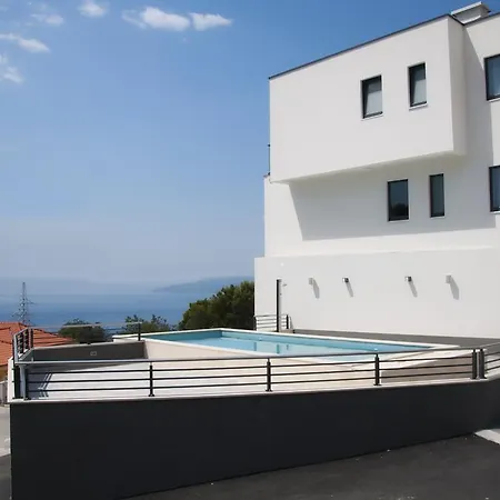 Apartman Whitehouse *