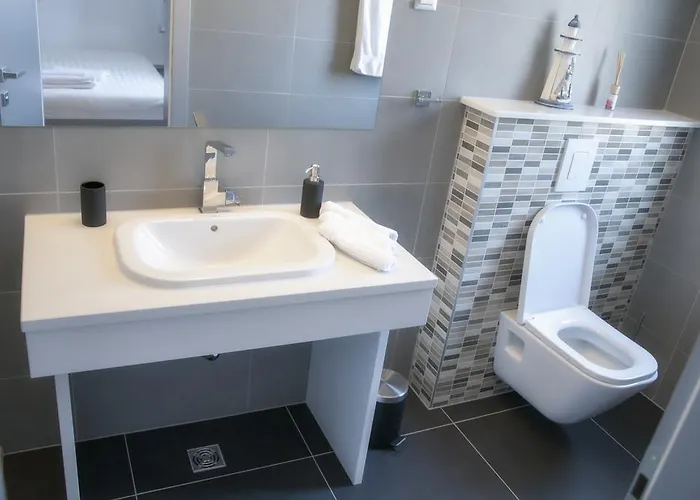 Whitehouse Appartement *