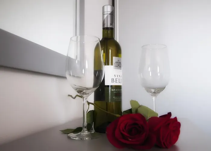 Whitehouse * Makarska