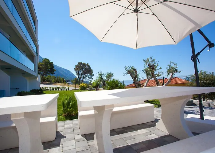 Appartement Whitehouse *