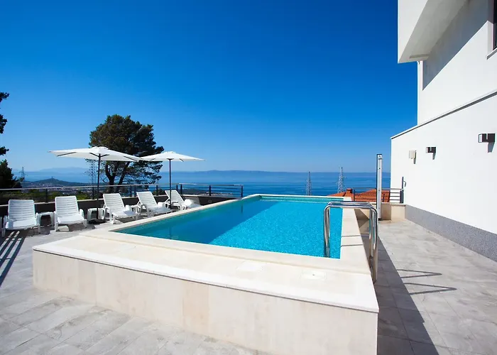 Appartement Whitehouse *