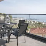 Whitehouse מאקרסקה
