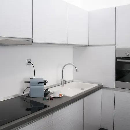 Apartment Whitehouse Makarska