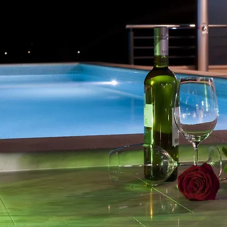 Apartment Whitehouse Makarska